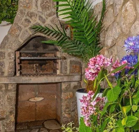 Appartamento Lara Klenovica