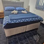 Lara Apartman