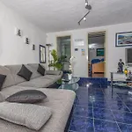 Lara Apartman