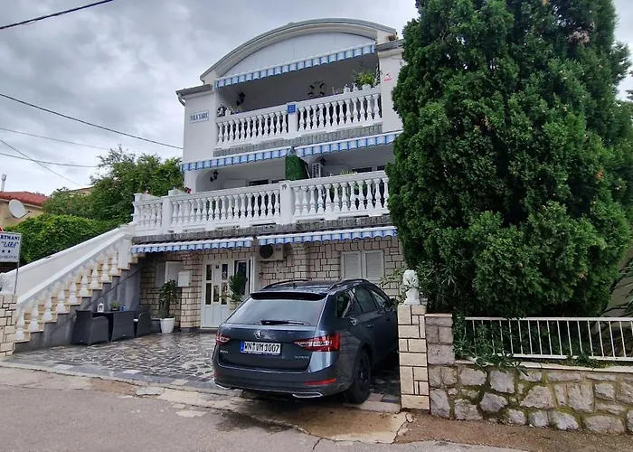 Lara * Klenovica