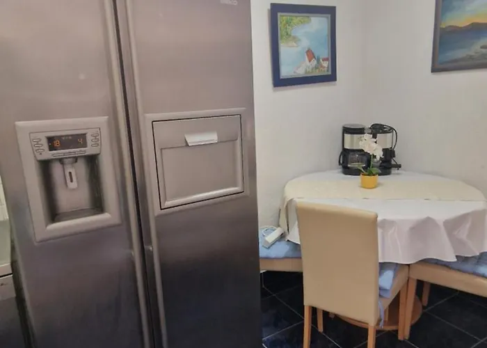 Lara Apartmán Klenovica