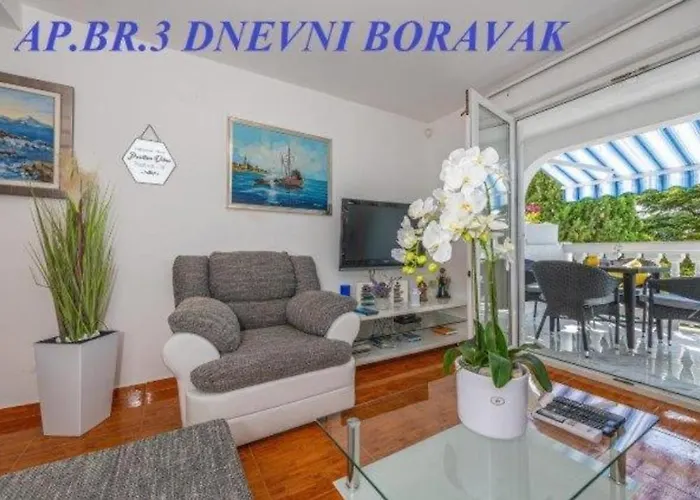 Lara Apartmán Klenovica